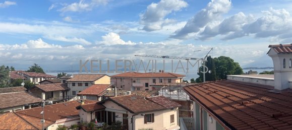 4-salle Penthouse à Desenzano del Garda, Italy No. 298296 3