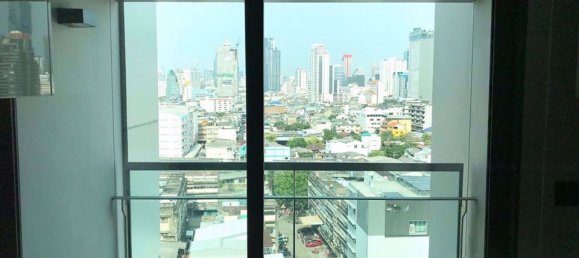 1 bedroom Condo in Bang Rak, Thailand No. 9948 13