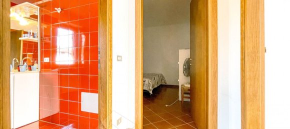 4 bedrooms House in Suno, Italy No. 377466 9