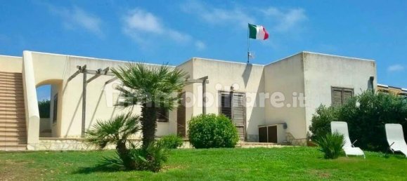 1 Schlafzimmer Villa in Favignana, Italy, Nr. 352061 2
