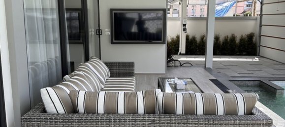 4 bedrooms Villa in Pattaya, Thailand No. 26308 9