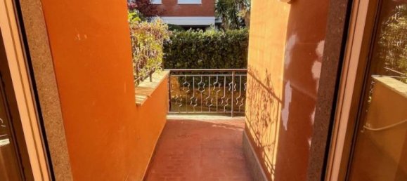 2 bedrooms Apartment in Rome, Italy No. 221449 13