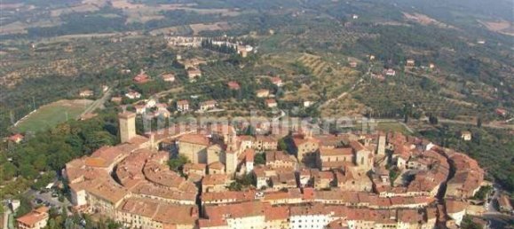 Квартира с 3 спальнями в Лучиньяно, Италия № 119320 10