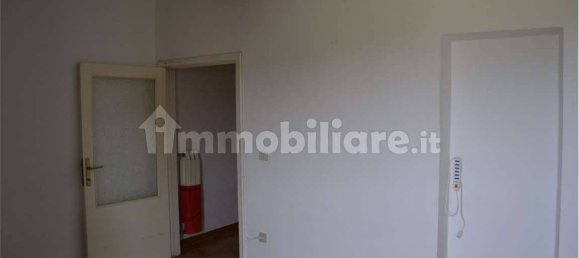 Квартира с 3 спальнями в Лучиньяно, Италия № 119320 6