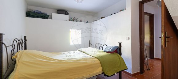 1 bedroom House in Miranda do Corvo, Portugal No. 30308 17