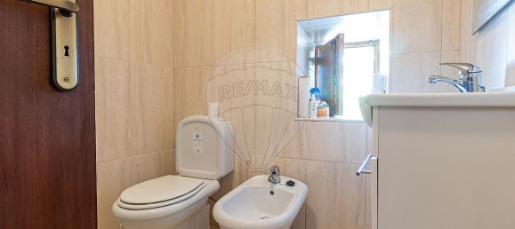 1 bedroom House in Miranda do Corvo, Portugal No. 30308 14