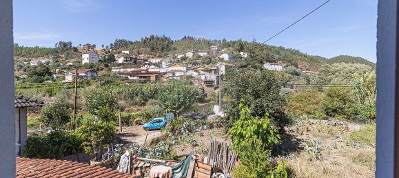 1 bedroom House in Miranda do Corvo, Portugal No. 30308 12