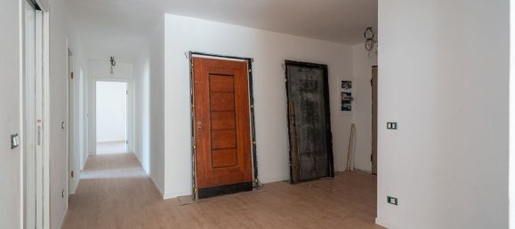 4 bedrooms Apartment in Alassio, Italy No. 378389 3