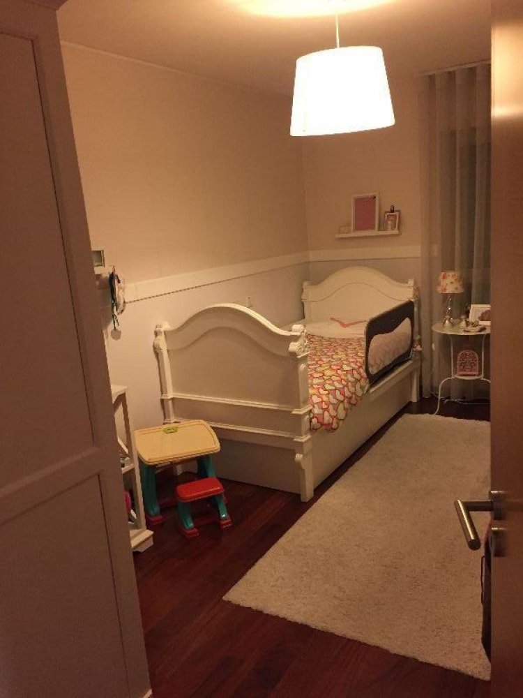 Apartamento de 3 dormitorios en Porto, Portugal No. 3975