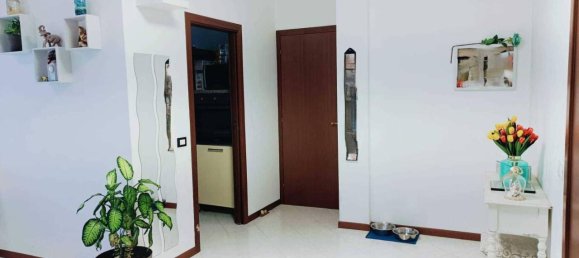 3-salle Appartement à Vidigulfo, Italy No. 42262 16