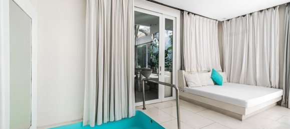 5 bedrooms Villa for rent in Canggu, Badung, Bali, Indonesia № 3133 21
