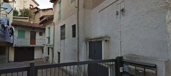 Apartamento de 2 divisões em Ballabio, Italy N.º 8135 17