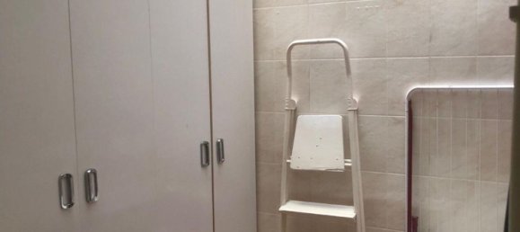 4 bedrooms Apartment in Santa Coloma de Gramenet, Spain No. 190112 9