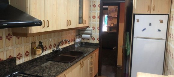 4 bedrooms Apartment in Santa Coloma de Gramenet, Spain No. 190112 3