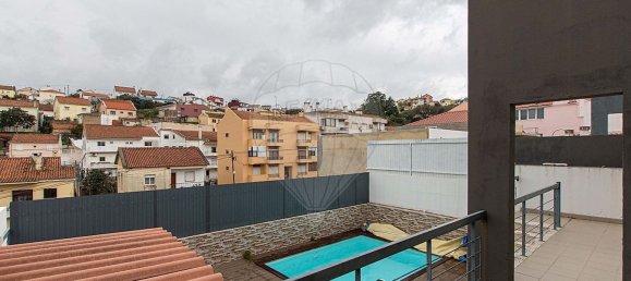 Casa de 3 dormitorios en Odivelas, Portugal No. 53368 5