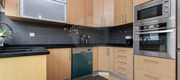 Casa de 3 dormitorios en Odivelas, Portugal No. 53368 26