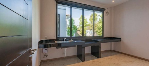 5 bedrooms House in Chiang Mai, Thailand No. 27002 23