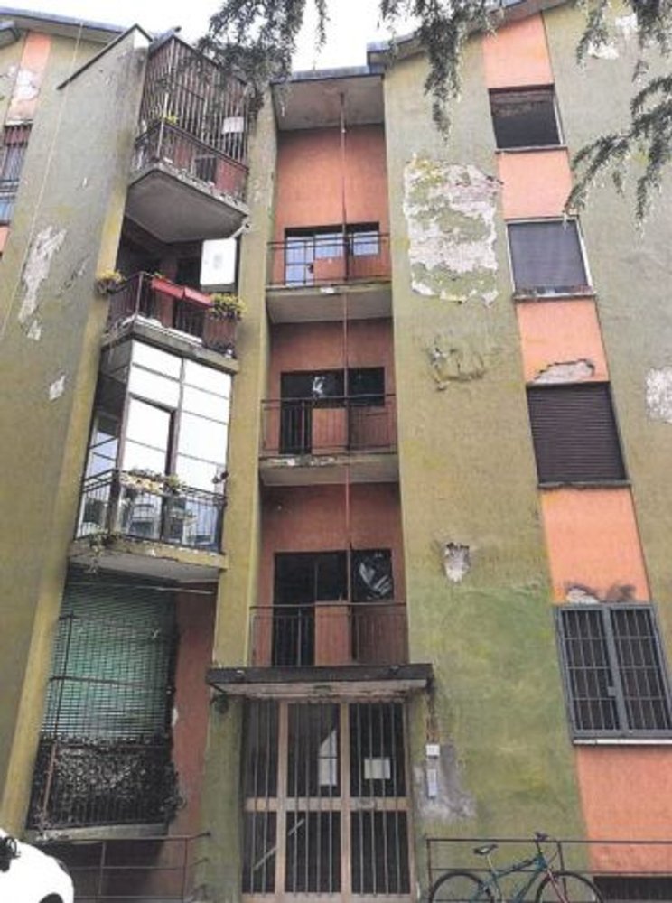 Apartamento de 3 dormitorios en Milan, Italy No. 382875