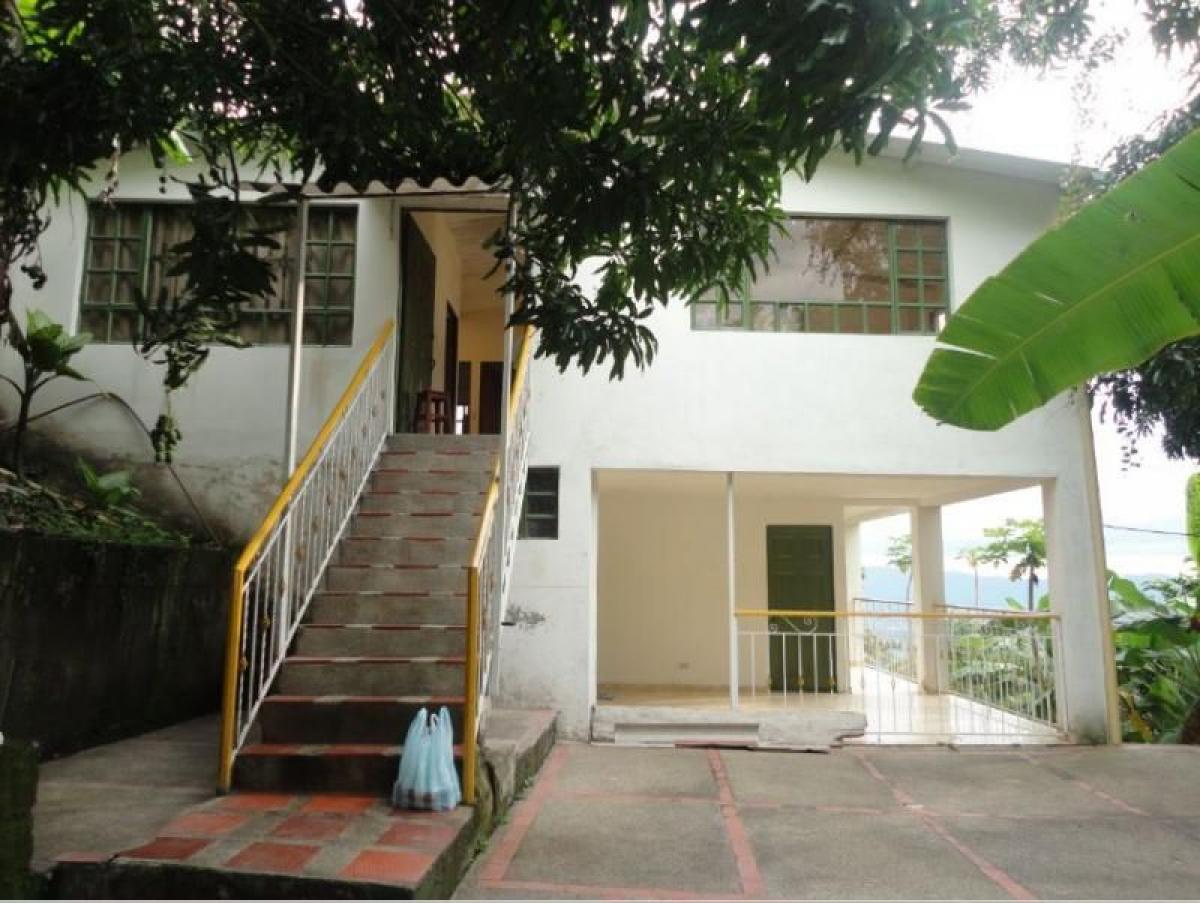 5 bedrooms House in Cundinamarca, Colombia No. 9569