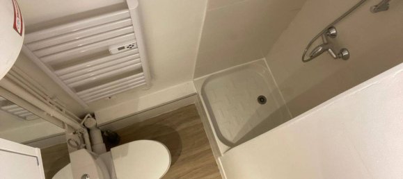 Studio in Paris, France, Nr. 333888 2