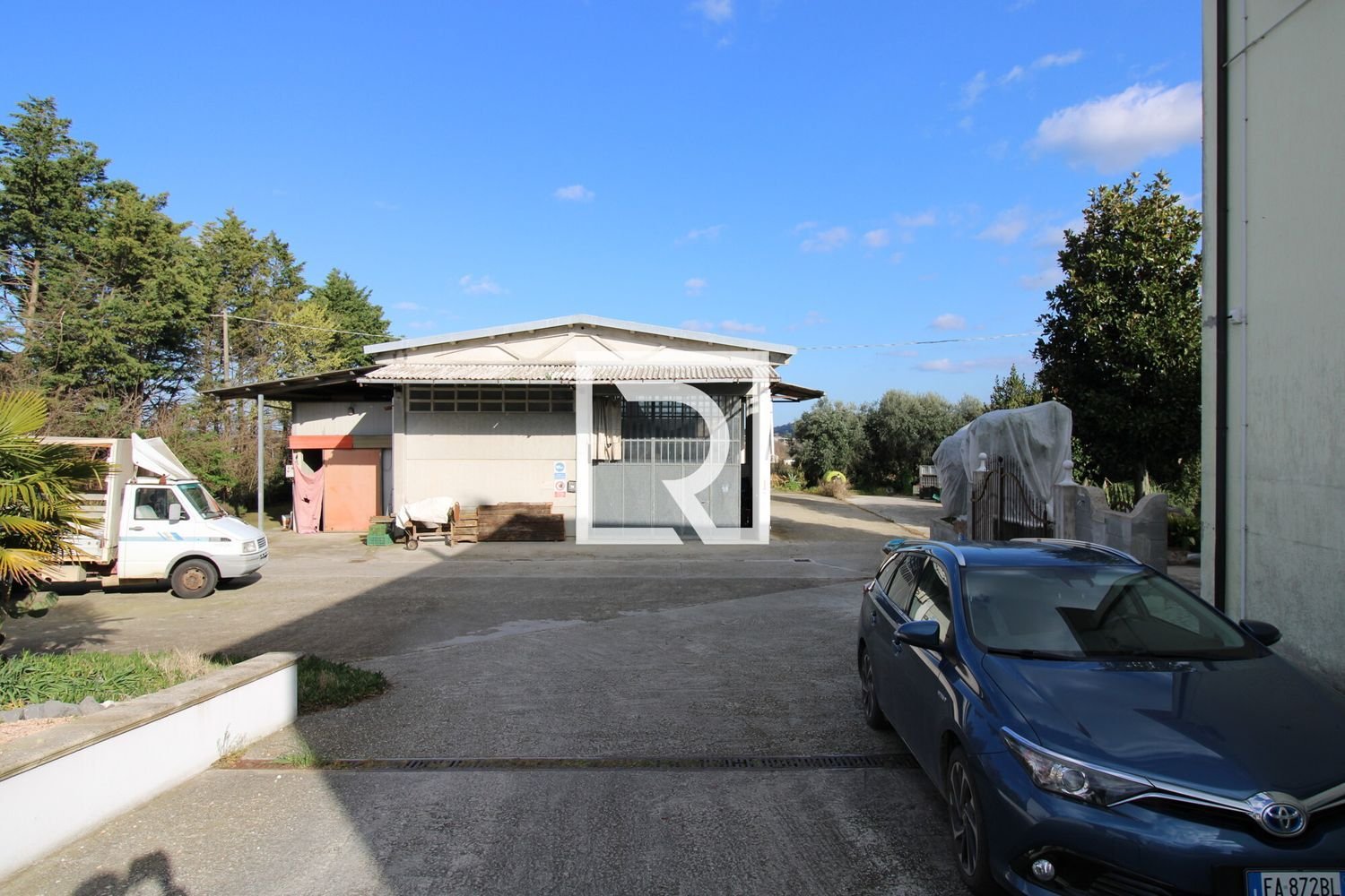 290m² Warehouse in Savignano sul Rubicone, Italy No. 220142