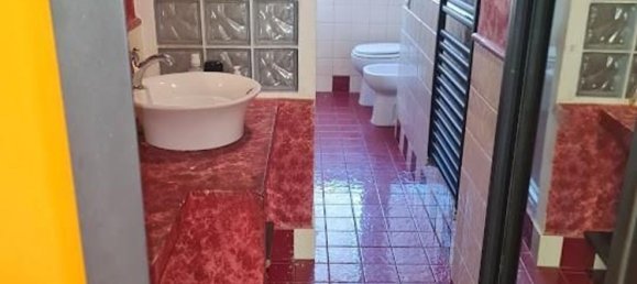 4-salle Appartement à Carrara, Italy No. 300710 15