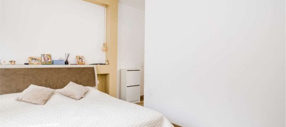 4 rooms Apartment in Lainate, Italy No. 264872 8