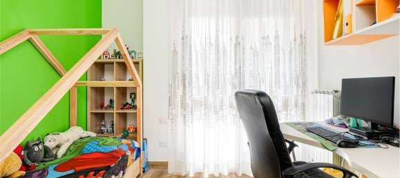 4 rooms Apartment in Lainate, Italy No. 264872 11