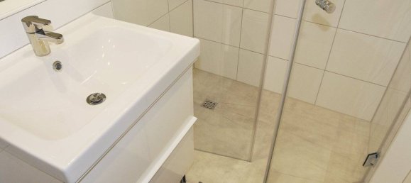 Studio in Dusseldorf, Germany No. 41519 6