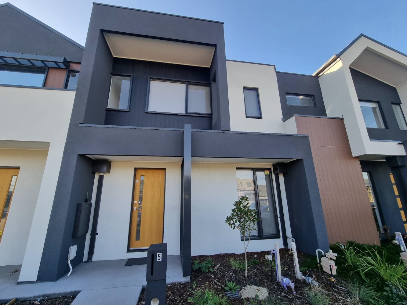 4 bedrooms Townhouse in Tarneit, Australia No. 577