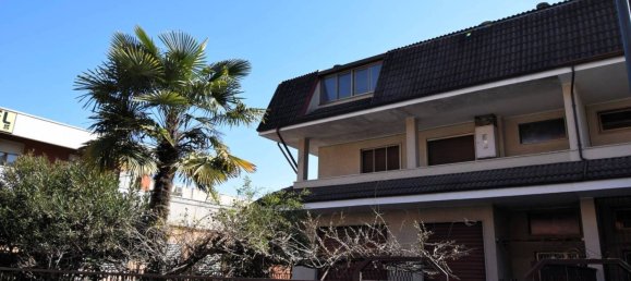 Imóvel comercial de 1 divisão em Pieve Emanuele, Italy N.º 157937 16