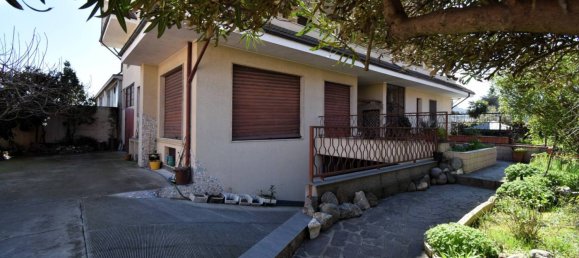 Imóvel comercial de 1 divisão em Pieve Emanuele, Italy N.º 157937 3