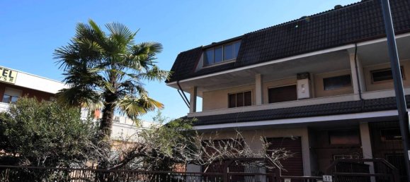 Imóvel comercial de 1 divisão em Pieve Emanuele, Italy N.º 157937 15