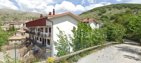 1 bedroom Apartment in Lucoli, Italy No. 346923 2