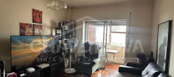 3 bedrooms Apartment in Porto, Portugal No. 11352 3