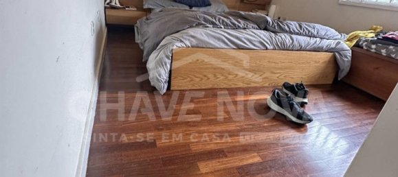 3 bedrooms Apartment in Porto, Portugal No. 11352 10