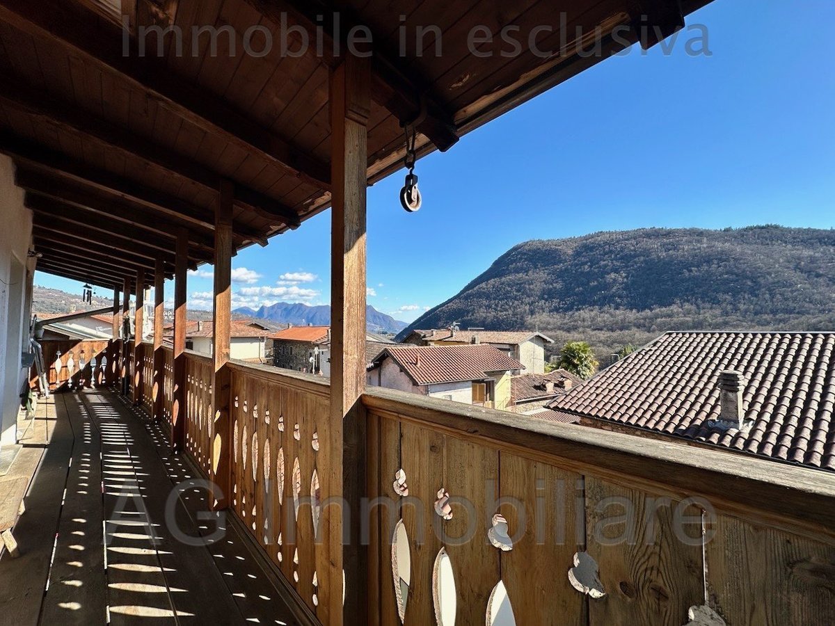 4 bedrooms House in Verbania, Italy No. 50741