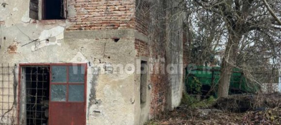 Casa de 3 dormitorios en Nogarole Rocca, Italy No. 360618 7