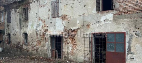 Casa de 3 dormitorios en Nogarole Rocca, Italy No. 360618 6