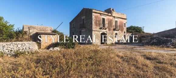 Дом с 7 спальнями в Сиракузы, Италия № 246029 15