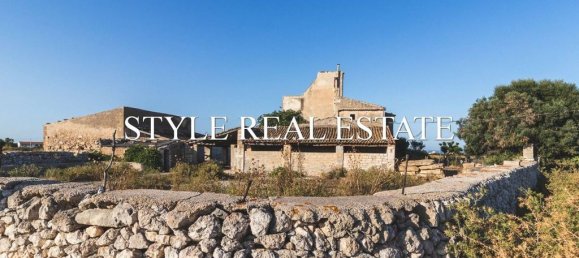 Дом с 7 спальнями в Сиракузы, Италия № 246029 16