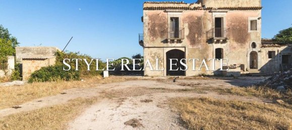 Дом с 7 спальнями в Сиракузы, Италия № 246029 10