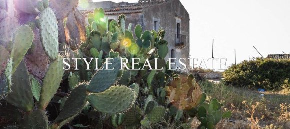 Дом с 7 спальнями в Сиракузы, Италия № 246029 22