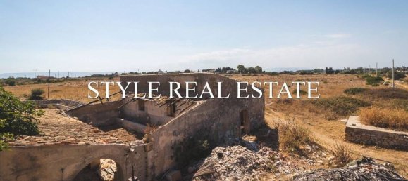 Дом с 7 спальнями в Сиракузы, Италия № 246029 31