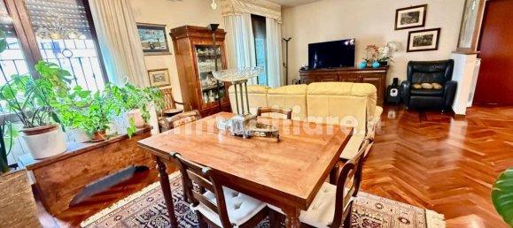6 Schlafzimmer Haus in Brescia, Italy, Nr. 286879 20