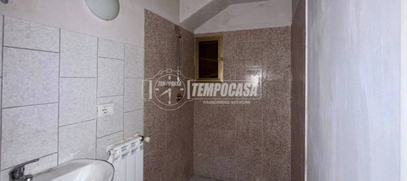 Apartamento de 2 dormitorios en Rivoli, Italy No. 308811 16