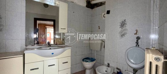 Apartamento de 2 dormitorios en Rivoli, Italy No. 308811 9