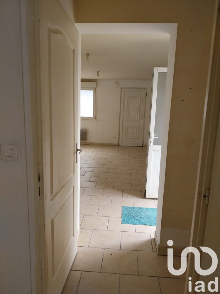 Apartamento de 2 dormitorios en Beuvry, France No. 276130