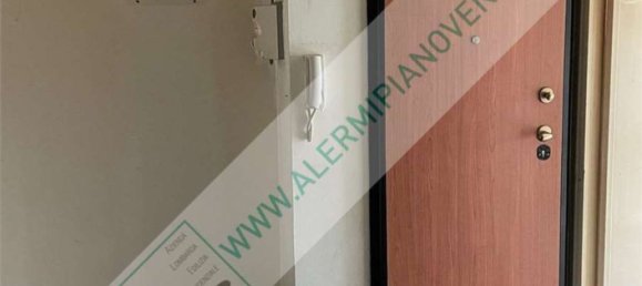 3 bedrooms Apartment in Milan, Italy No. 370134 3