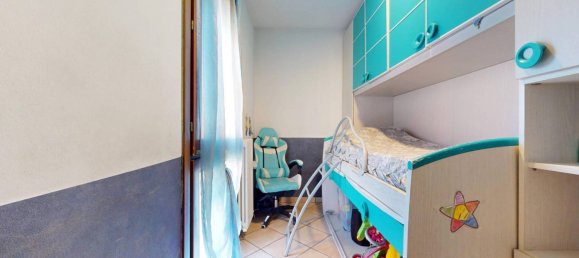 Apartamento de 2 dormitorios en Rubiera, Italy No. 371318 12